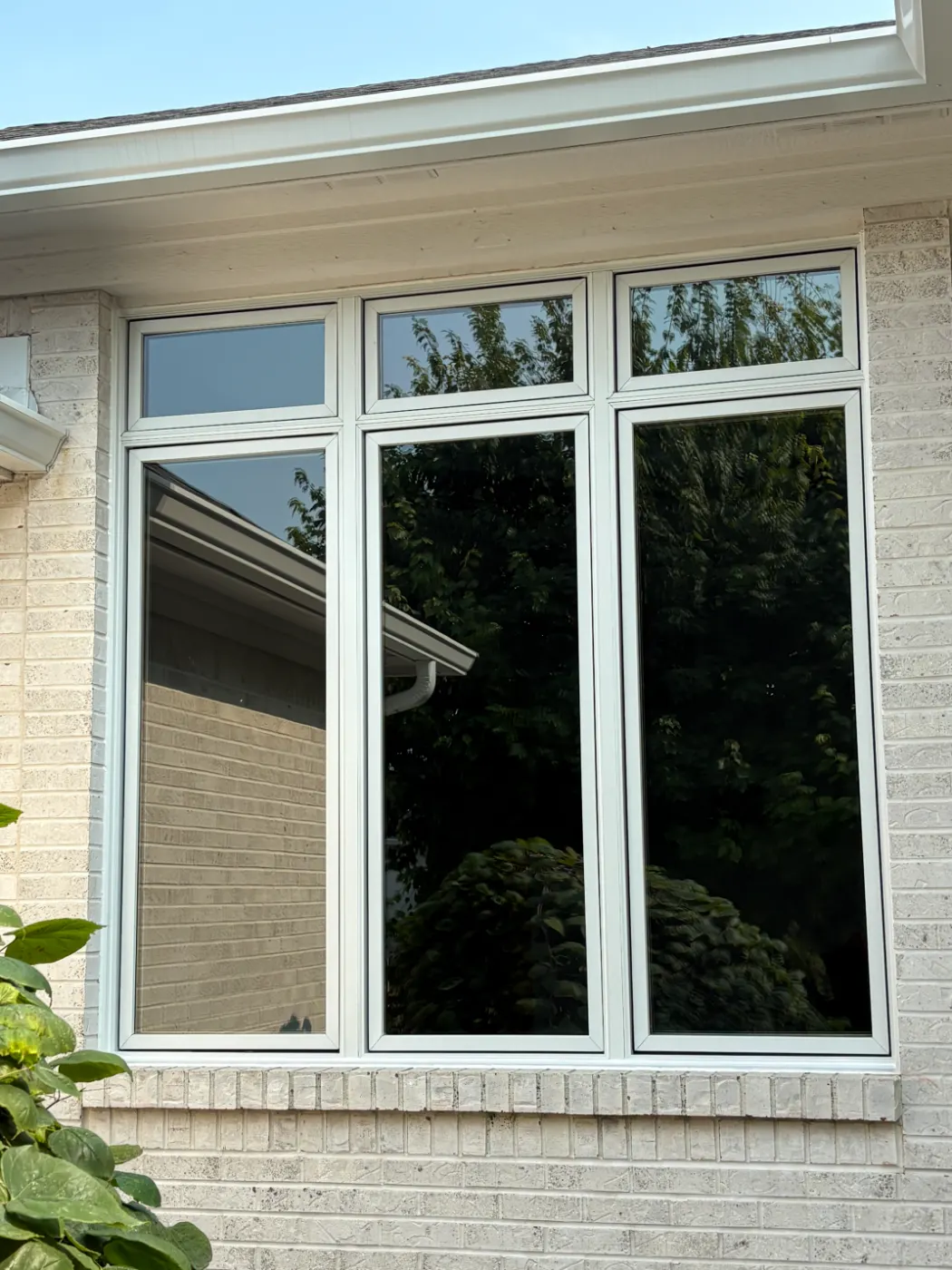 Energy-efficient windows installed in a Bayhill home